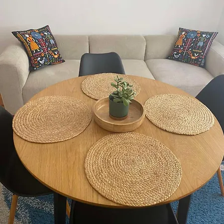 Apartment Tiger Lily